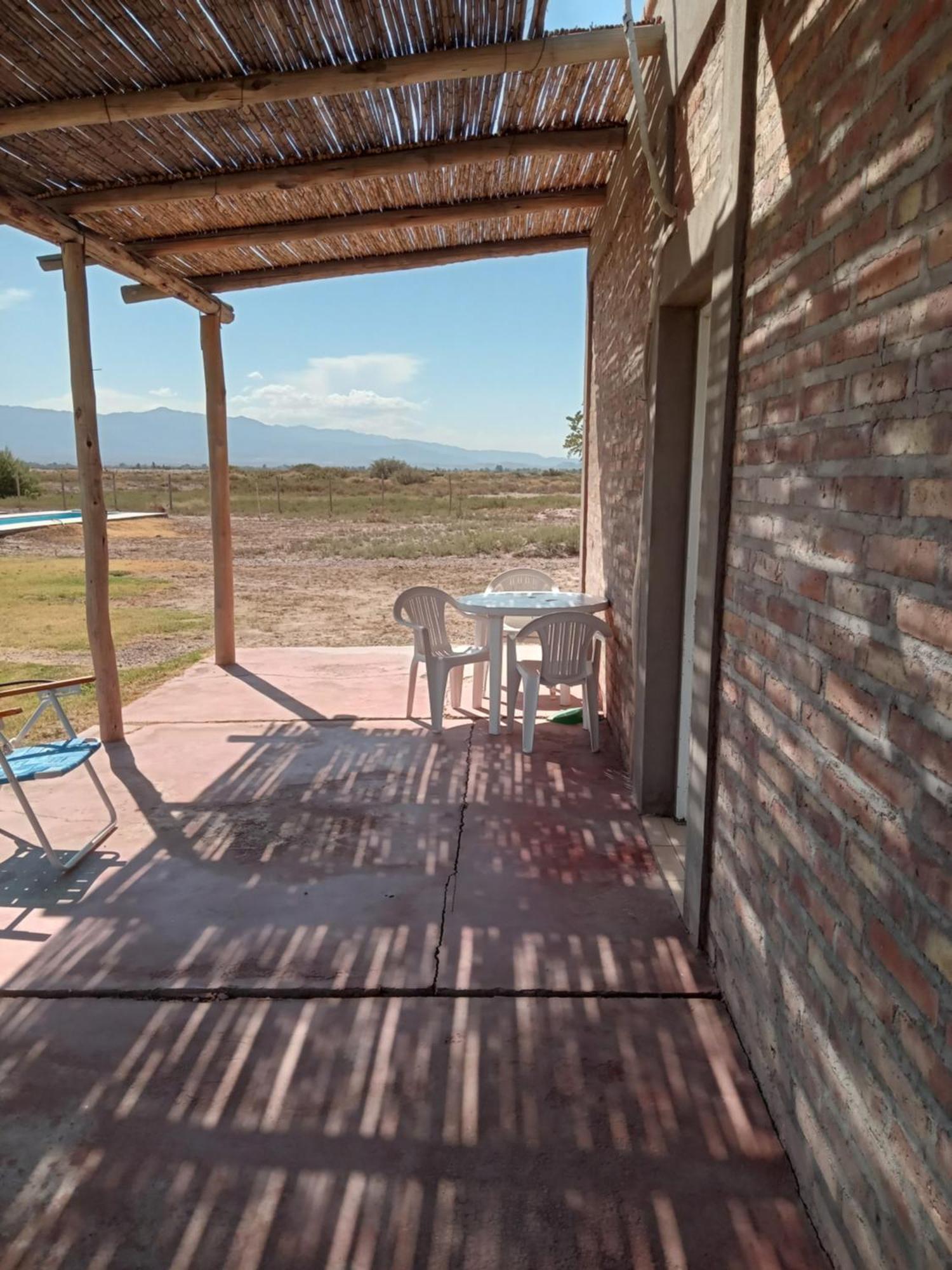 Cabanas De La Bodega Romano-Pin Albardon Luaran gambar
